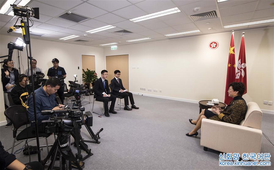 （XHDW·图文互动）（1）尽力为民　尽心报国——访香港特区第五任行政长官林郑月娥