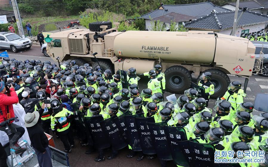 （外代一线）（3）“萨德”部分装备在韩部署　警方与当地居民发生冲突  