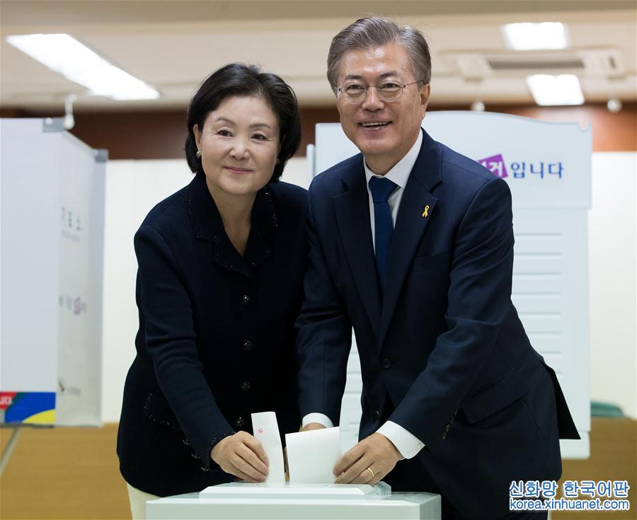 （国际）（3）韩国第19届总统选举开始投票
