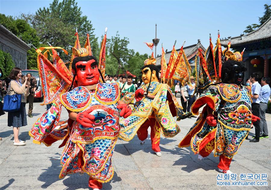 #（社会）（3）山东枣庄：首届中华端午文化节启动