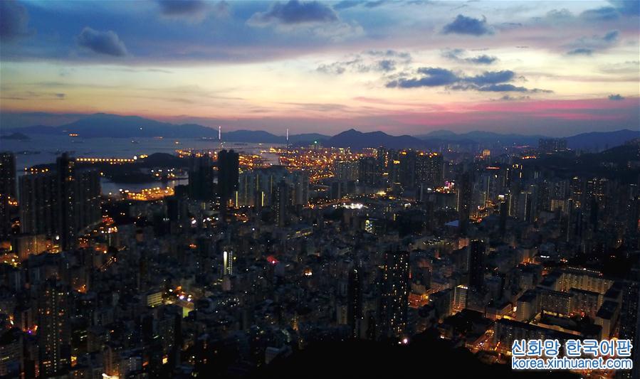 （香港回歸二十周年）（2）天空之眼瞰“東方之珠”