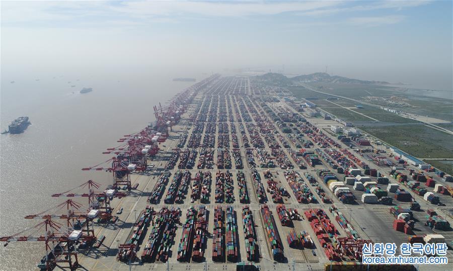 （砥砺奋进的五年·重大工程巡礼·图文互动）（1）厉害了“中国港”！全球前十的港口中国占7席 