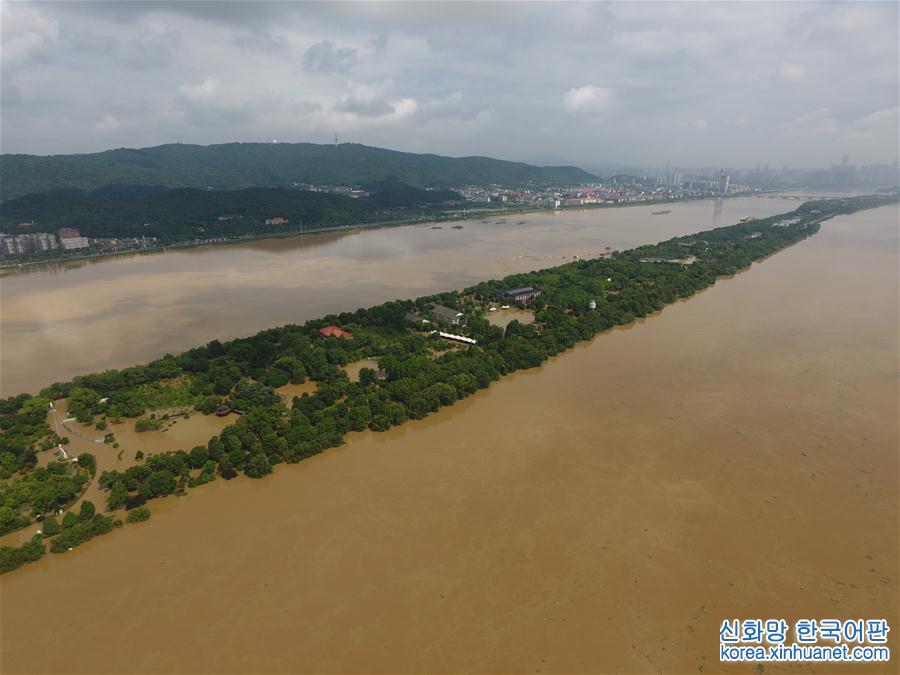 （社会）（7）湘江长沙段水位破历史记录
