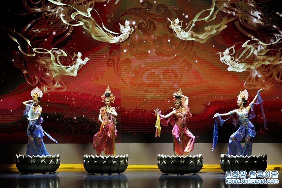 （国际）（2）中国国家馆日专场晚会在阿斯塔纳专项世博会上演