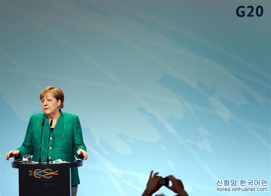 （国际）（3）默克尔出席G20峰会新闻发布会