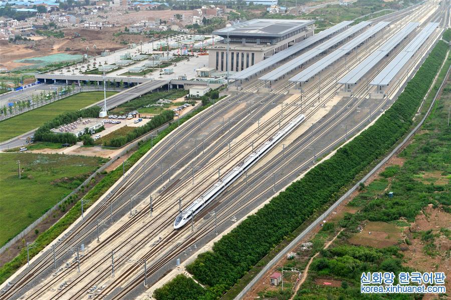 #（经济）（1）宝兰高铁开通运营