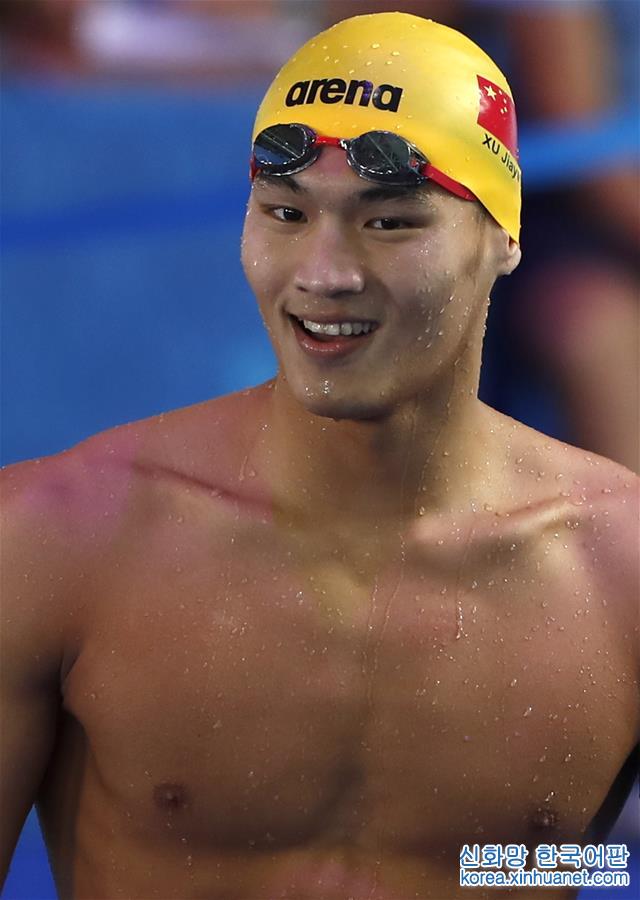 （游泳世锦赛）（15）游泳——男子100米仰泳：徐嘉余夺冠