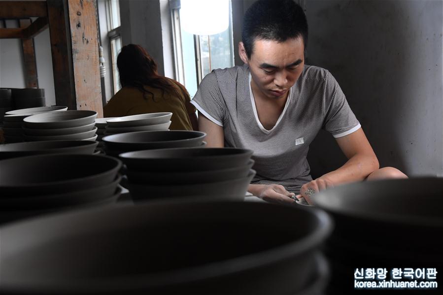 （经济）（3）河南宝丰：大力推进汝瓷产业发展