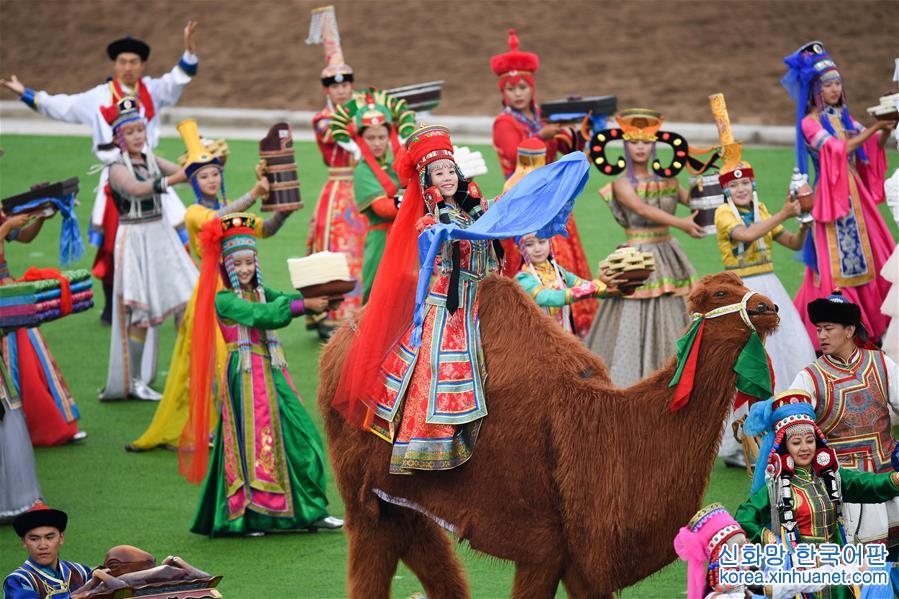 （XHDW）（5）内蒙古各族各界隆重庆祝自治区成立70周年