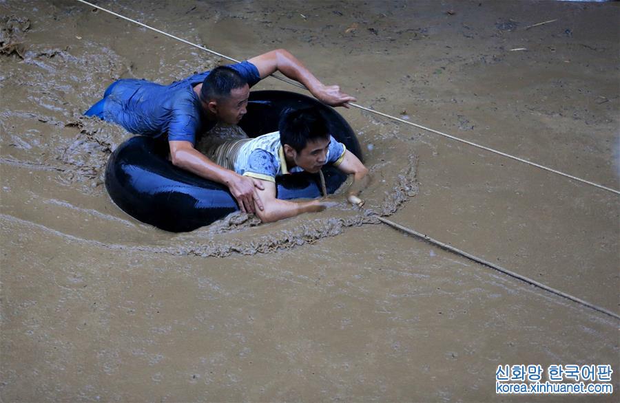 #（环境）（5）广西融水遭遇洪水袭击