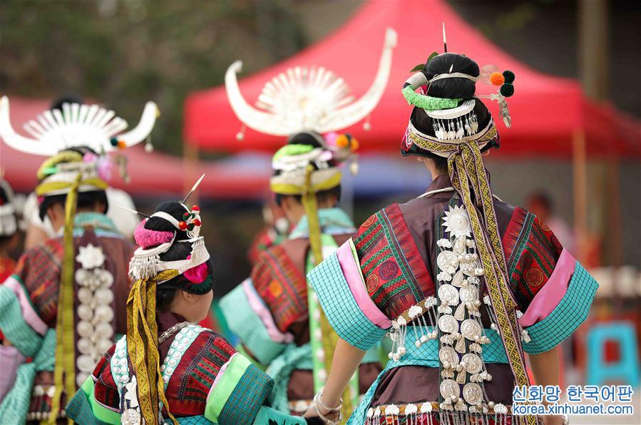 #（XHDW）（5）贵州丹寨：苗歌鼓舞欢庆爬坡节