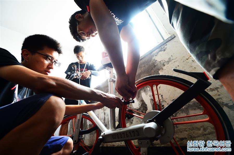 #（图片故事）（6）走近天津“90后”共享单车“调度员”