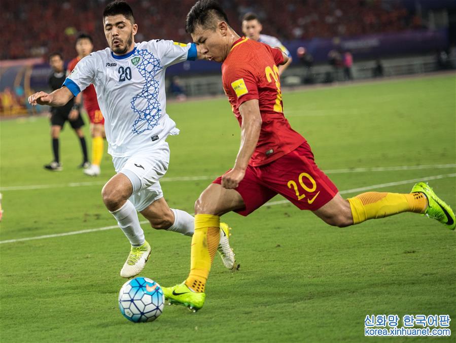 （体育）（34）足球——世预赛：中国胜乌兹别克斯坦