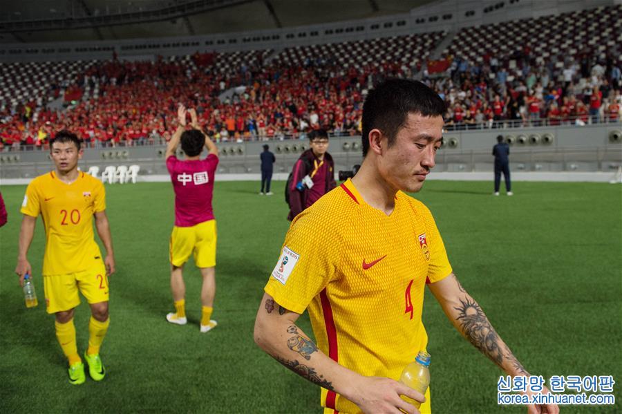 （体育）（25）足球——世预赛：中国胜卡塔尔