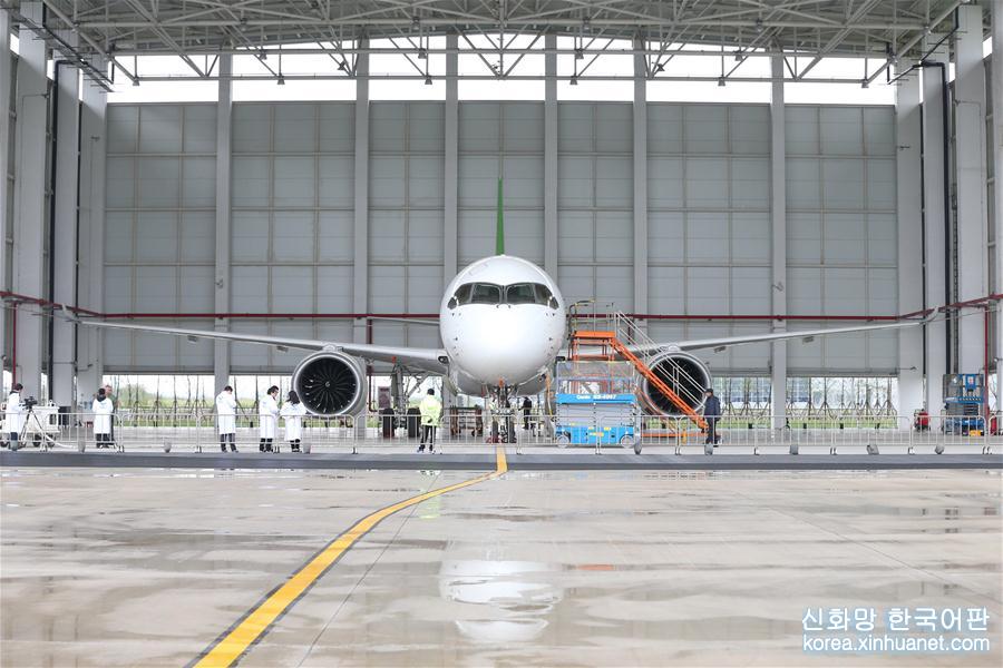 （经济）（2）国产大型客机C919新获130架订单 计划投入6架试验机开展试飞
