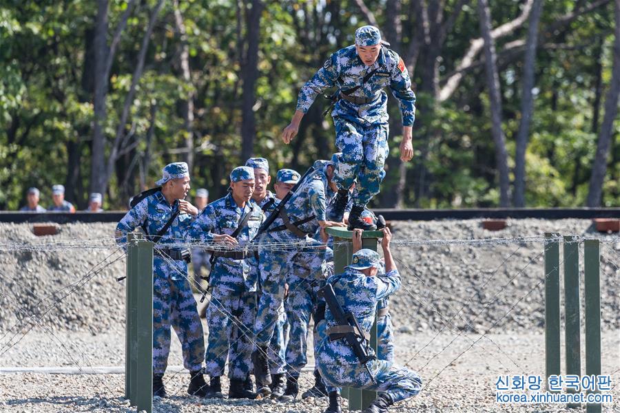 （国际）（4）“海上联合—2017”：中俄海军陆战队举行联合反恐比赛