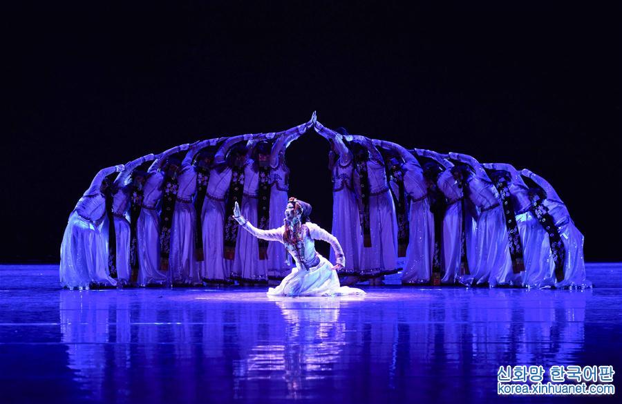 #（文化）（3）国际蒙古舞蹈艺术展演在呼和浩特举行