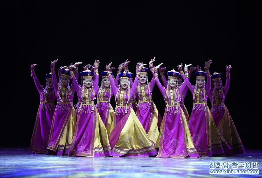 #（文化）（5）国际蒙古舞蹈艺术展演在呼和浩特举行
