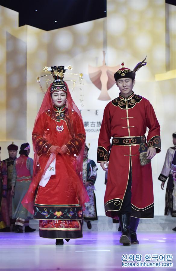 #（文化）（3）第十四届蒙古族服装服饰艺术节在呼和浩特开幕
