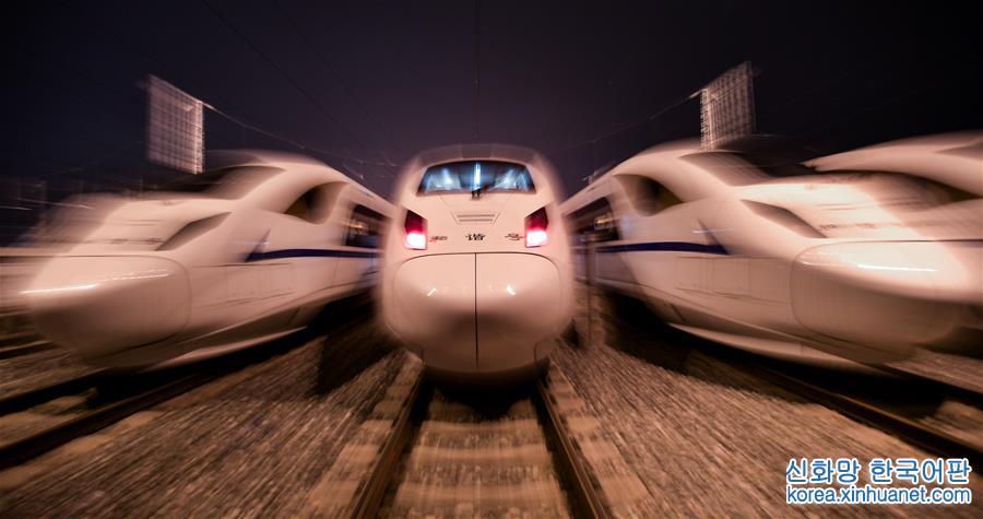 （社会）（3）西成高铁将于12月6日全线开通运营