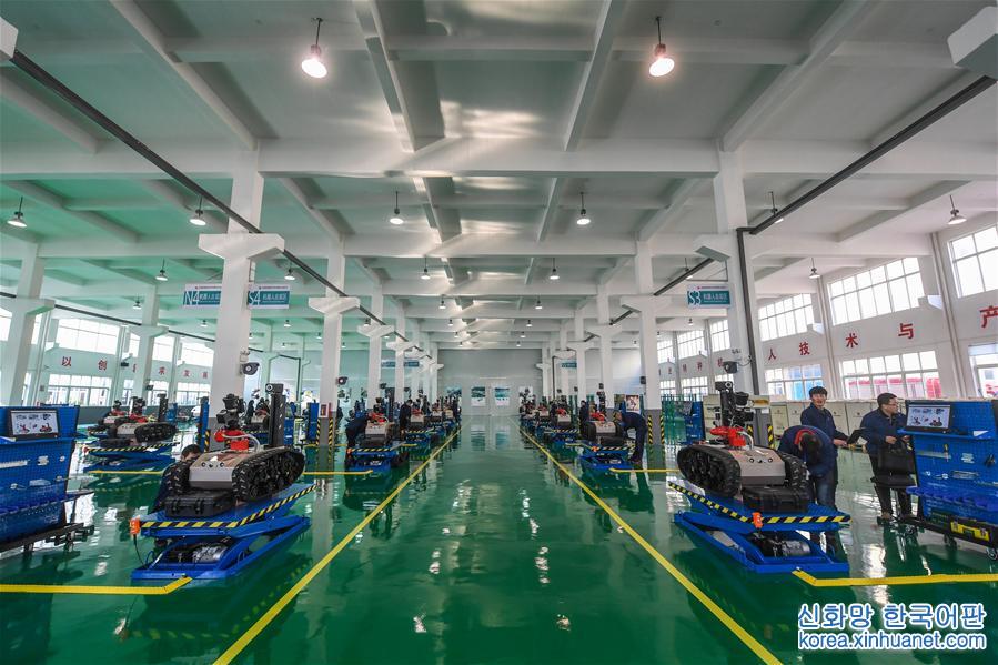 （经济）（3）浙江宁波（梅山）特种机器人产业基地正式投产