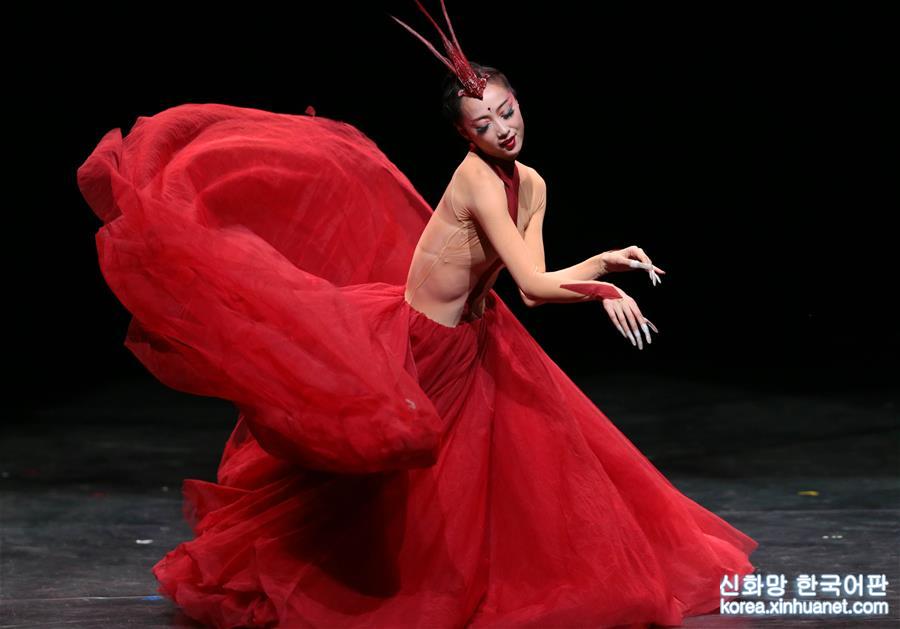（文化）（4）“舞典华章”——2017年度舞蹈巡礼亮相国家大剧院