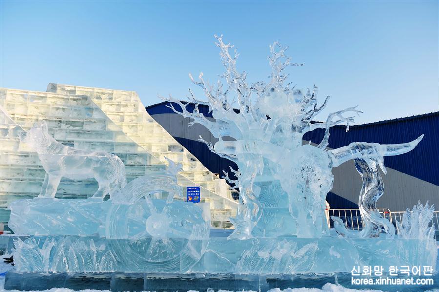 （文化）（2）哈尔滨国际组合冰冰雕比赛落幕