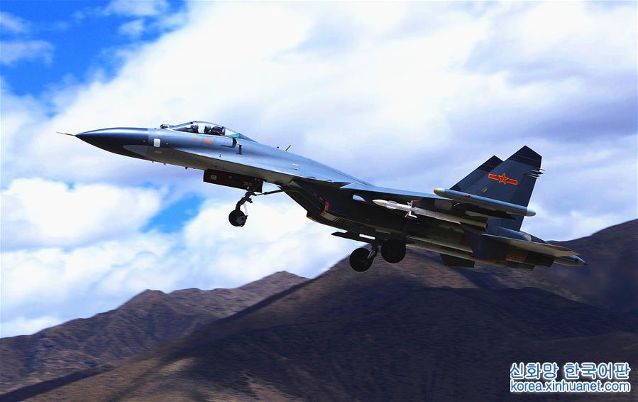 （图文互动）（2）中国空军歼-20等多型新机实战实训制胜空天