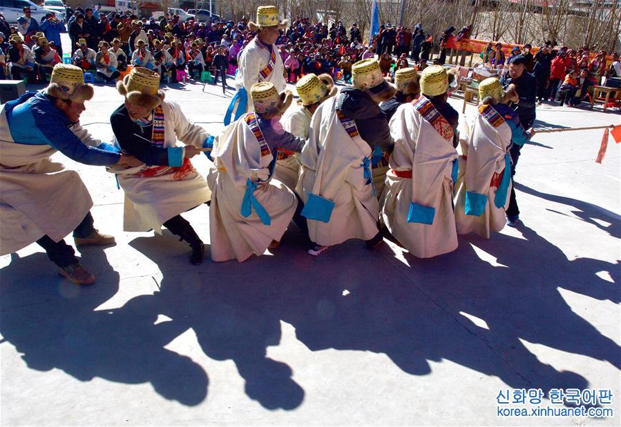 （社会）（5）西藏日喀则：载歌载舞迎新年