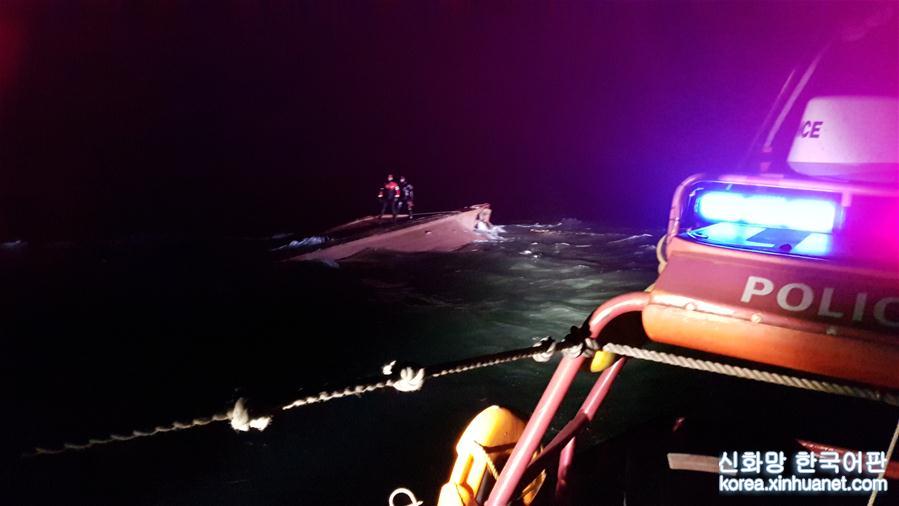 （国际）（1）一艘疑似中国渔船在韩以西海域倾覆　已发现三名遇难船员遗体