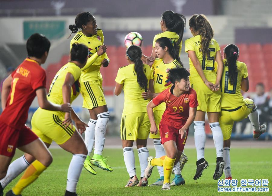 （体育）（3）足球——国际女足锦标赛：中国队夺冠