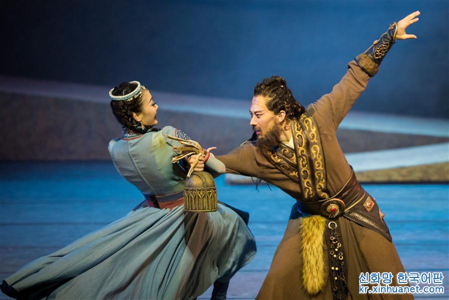 #（文化）（5）民族舞剧《驼道》在国内首演