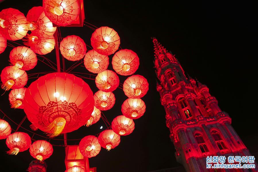 （国际）（2）中国元宵花灯点亮“欧洲心脏”