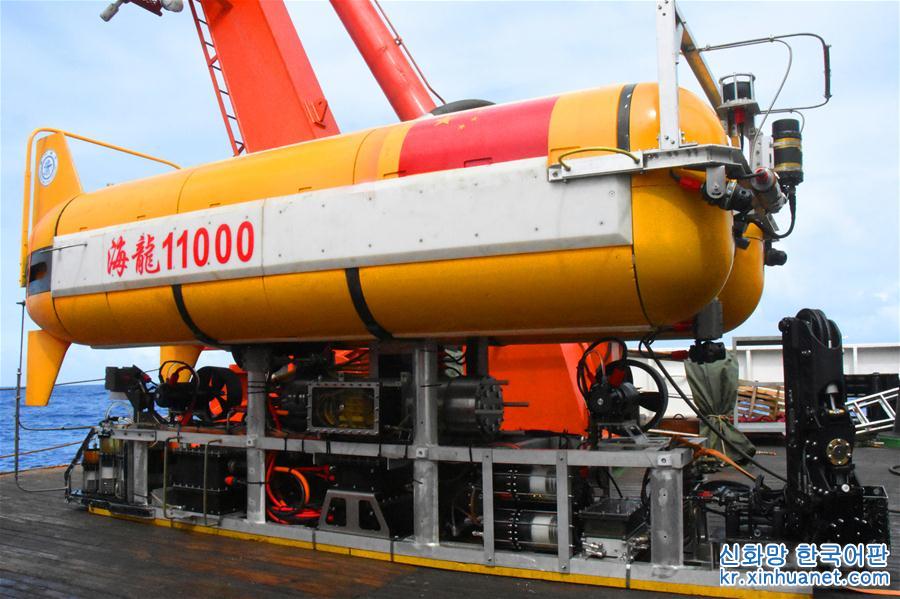 （图文互动）（1）中国“海龙11000”潜水器完成第一次海试