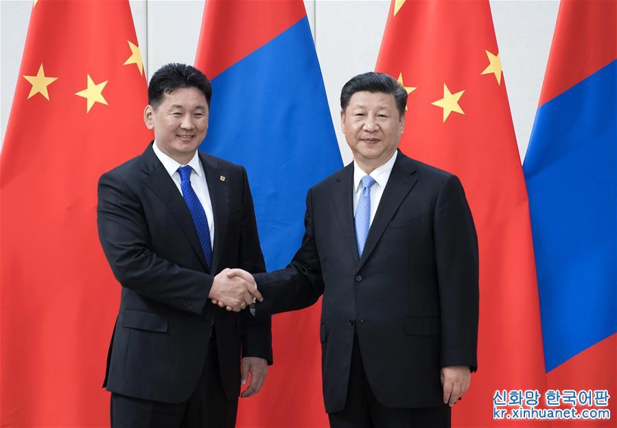 （时政）习近平会见蒙古国总理呼日勒苏赫