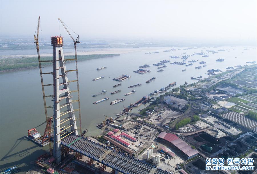 （图文互动）（2）武汉青山长江大桥建成世界最高Ａ型桥塔