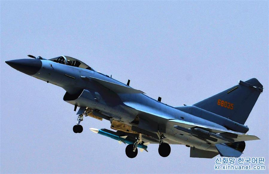 （图文互动）（4）中国空军歼－10Ｃ战机担负战斗值班任务