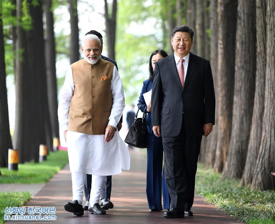 （XHDW）（1）习近平同印度总理莫迪在武汉举行非正式会晤
