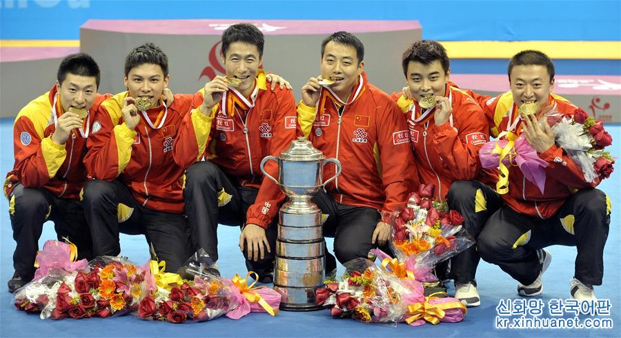 （体育·专题）（4）世乒赛——中国队连续第九次捧起斯韦思林杯