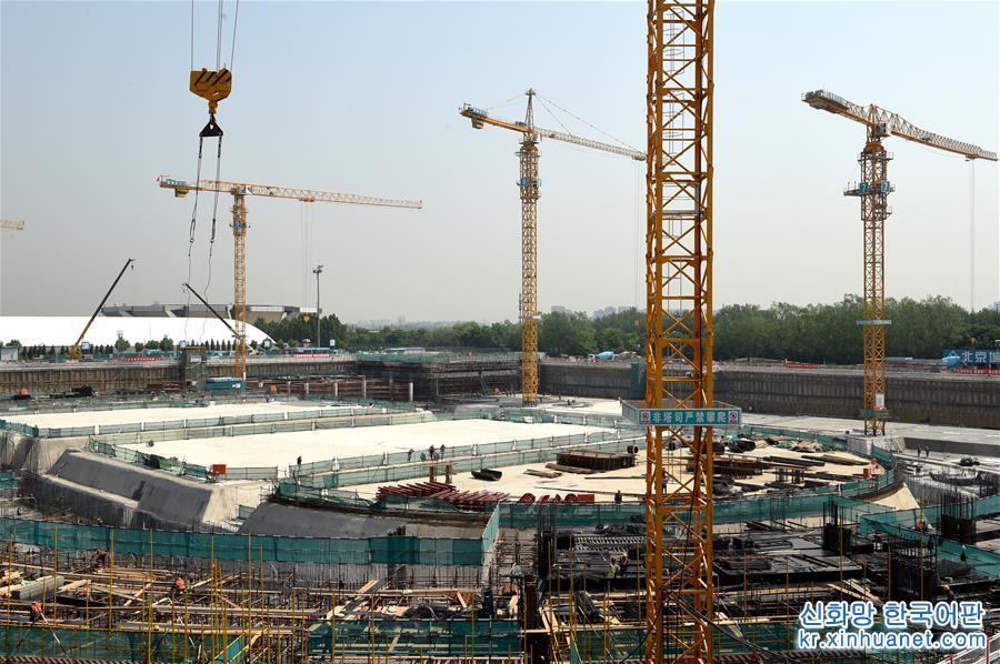 （體育）（1）北京冬奧場館國家速滑館工程全面進入地下施工階段
