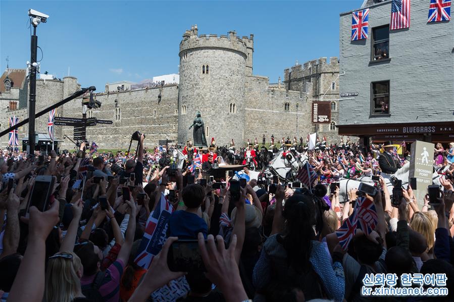 （新华视界）（1）英国哈里王子与梅根·马克尔在温莎城堡举行婚礼