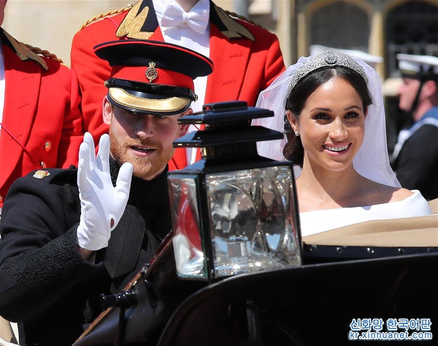 （新华视界）（4）英国哈里王子与梅根·马克尔在温莎城堡举行婚礼