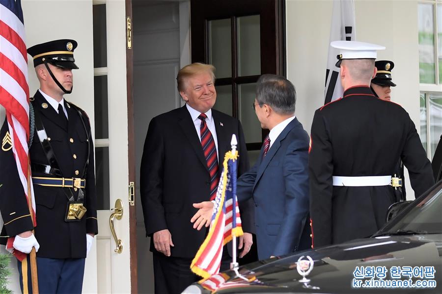 （XHDW）（1）美國總統特朗普在白宮會見韓國總統文在寅