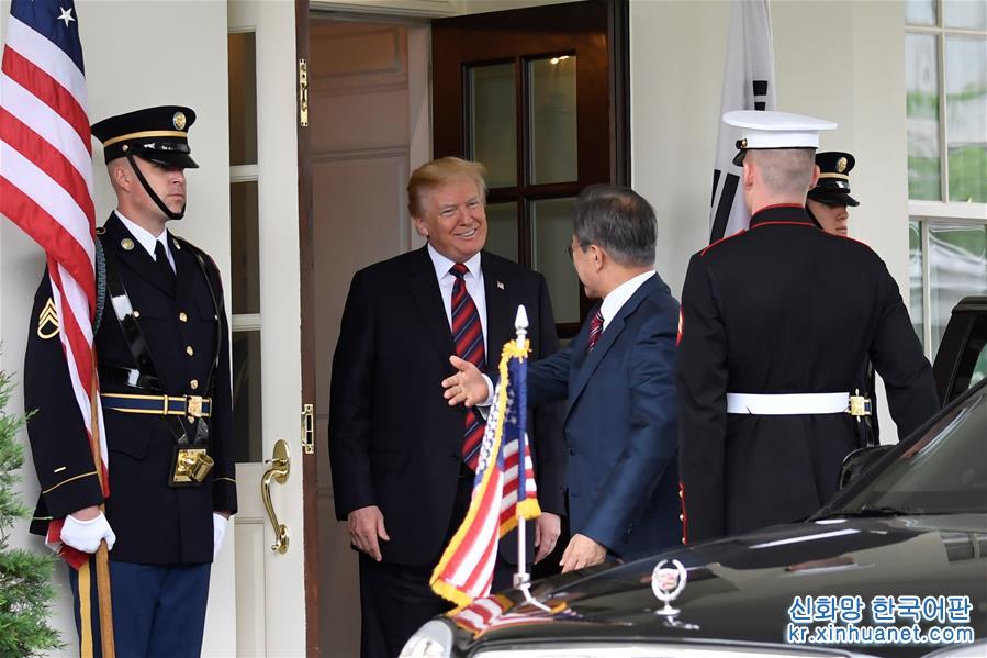 （XHDW）（2）美国总统特朗普在白宫会见韩国总统文在寅