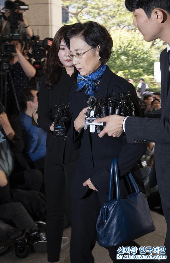 （国际）（4）大韩航空会长夫人李明姬接受调查