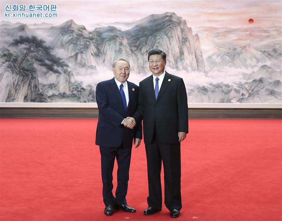 （上合青岛峰会·XHDW）（6）习近平迎接出席上海合作组织成员国元首理事会第十八次会议的各国领导人
