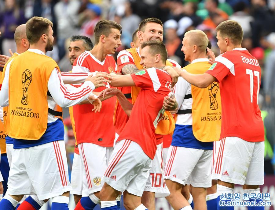 （世界杯）（1）足球——揭幕戰：俄羅斯隊勝沙特阿拉伯隊