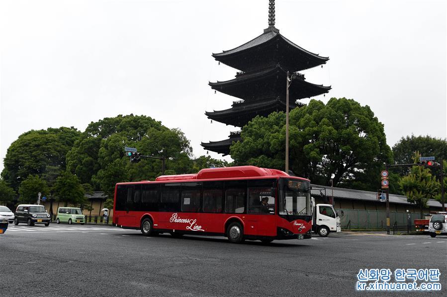 （国际）（2）日本京都街头的中国电动巴士