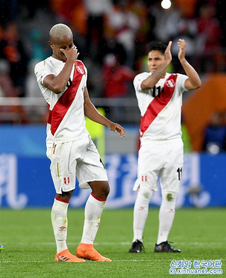 （世界杯）（21）足球——C组：法国队胜秘鲁队