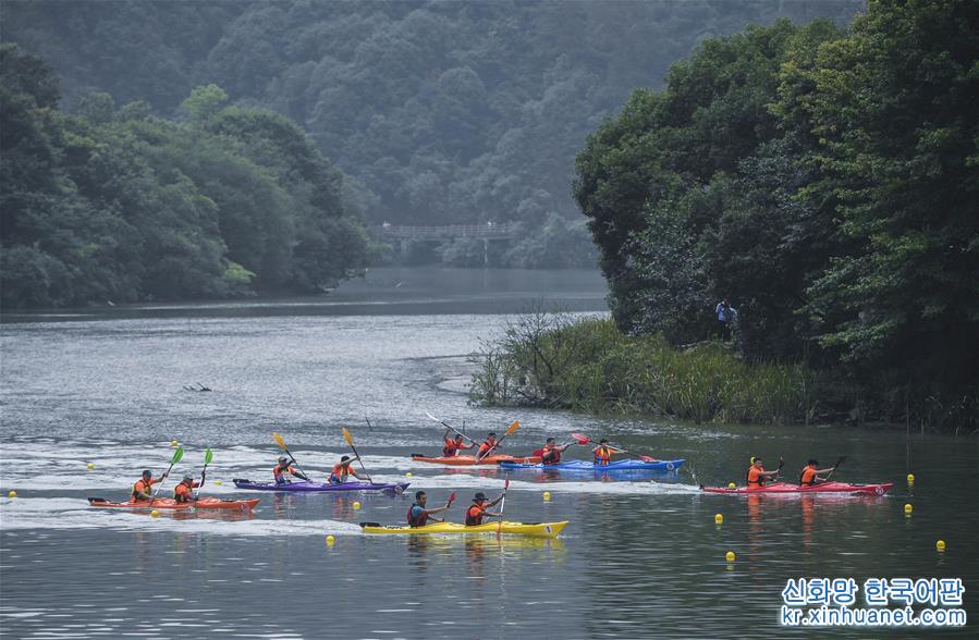 （体育）（6）皮划艇——浙江建德举办之江杯国际皮划艇邀请赛